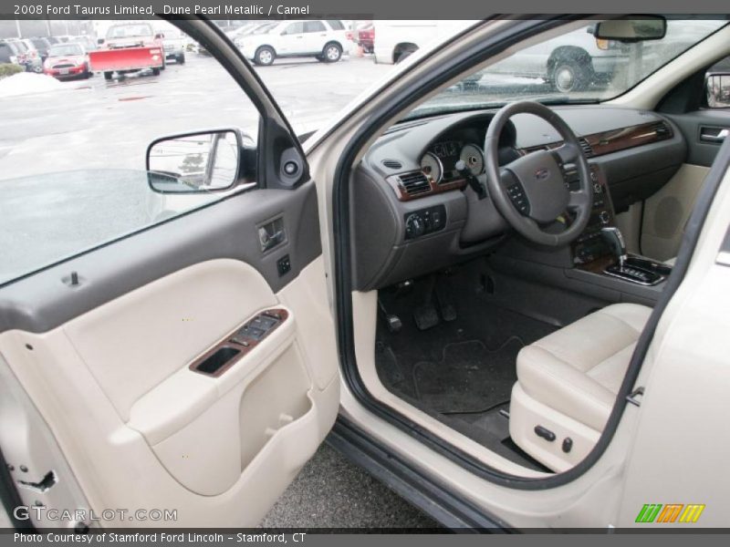Dune Pearl Metallic / Camel 2008 Ford Taurus Limited