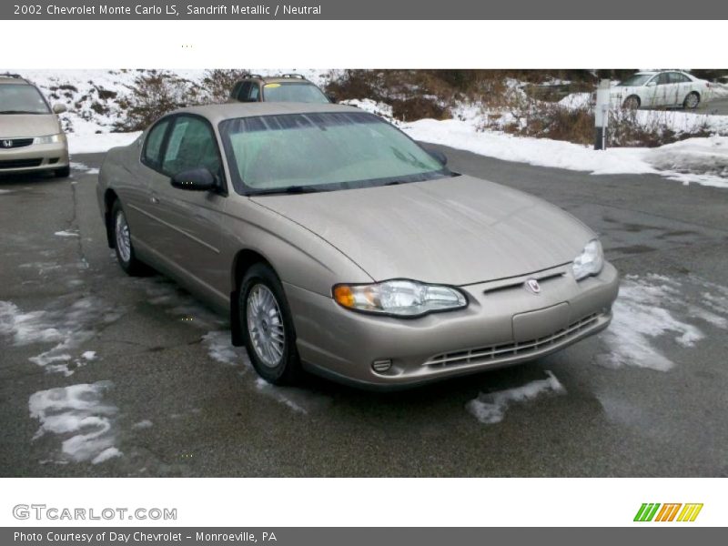 Front 3/4 View of 2002 Monte Carlo LS