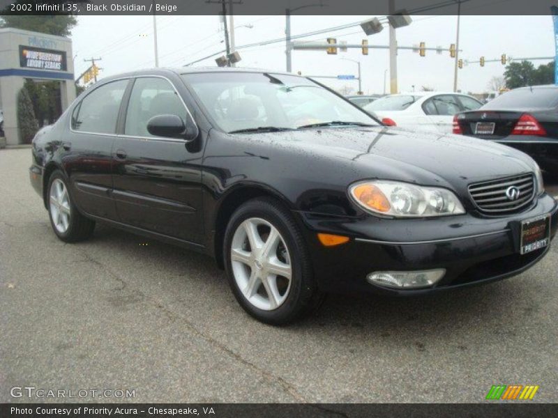 Black Obsidian / Beige 2002 Infiniti I 35