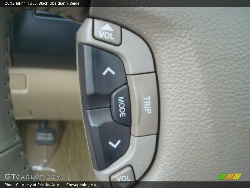 Black Obsidian / Beige 2002 Infiniti I 35