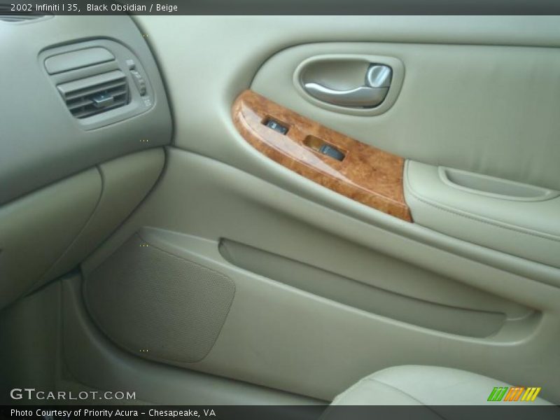 Black Obsidian / Beige 2002 Infiniti I 35
