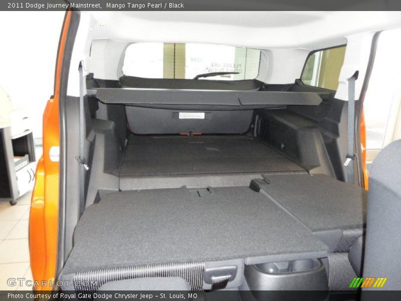  2011 Journey Mainstreet Trunk