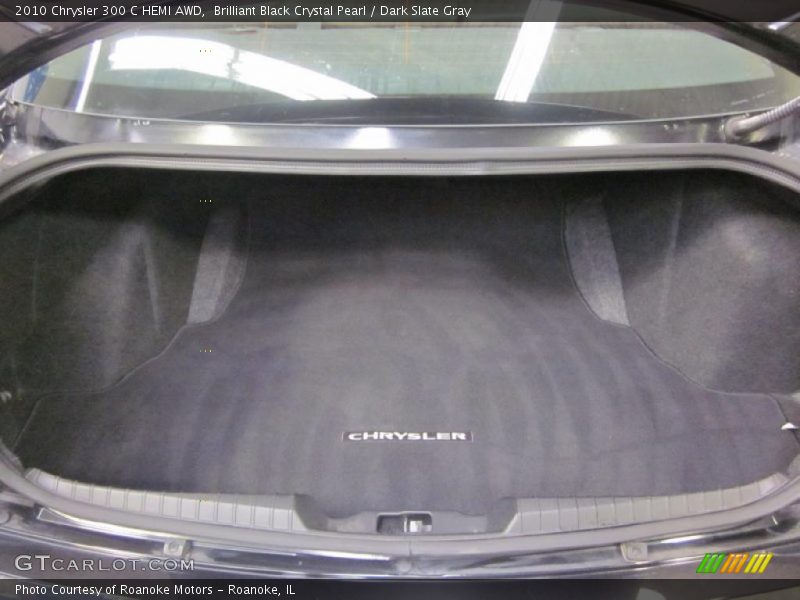  2010 300 C HEMI AWD Trunk
