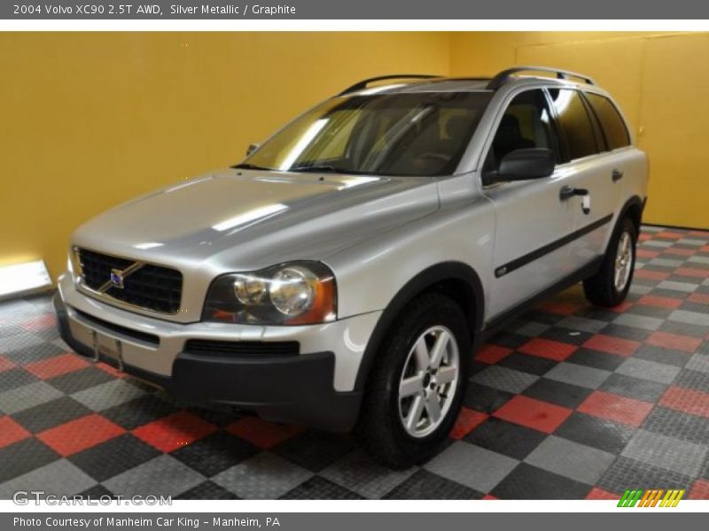 Silver Metallic / Graphite 2004 Volvo XC90 2.5T AWD
