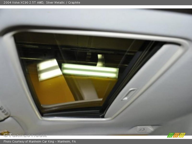 Silver Metallic / Graphite 2004 Volvo XC90 2.5T AWD