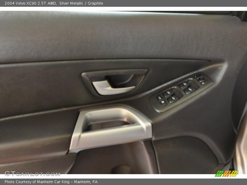 Silver Metallic / Graphite 2004 Volvo XC90 2.5T AWD