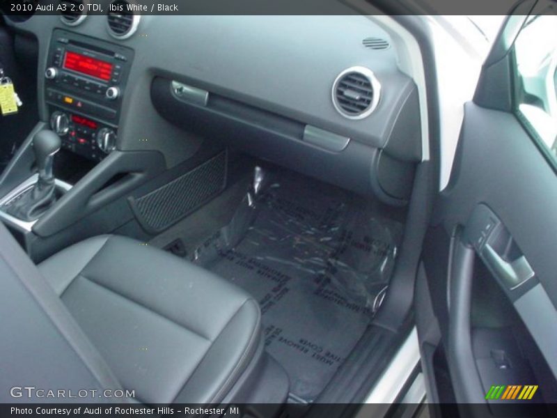 Ibis White / Black 2010 Audi A3 2.0 TDI