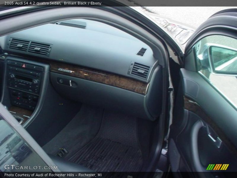 Brilliant Black / Ebony 2005 Audi S4 4.2 quattro Sedan