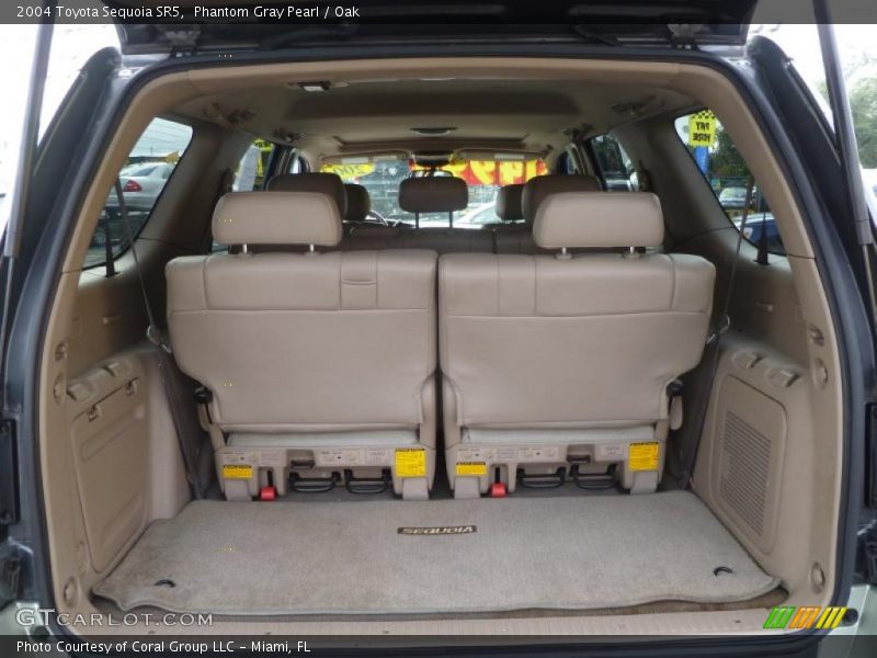  2004 Sequoia SR5 Trunk