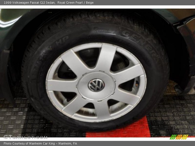Royal Green Pearl / Beige 1999 Volkswagen Passat GLS Sedan
