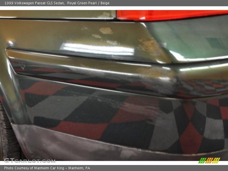 Royal Green Pearl / Beige 1999 Volkswagen Passat GLS Sedan