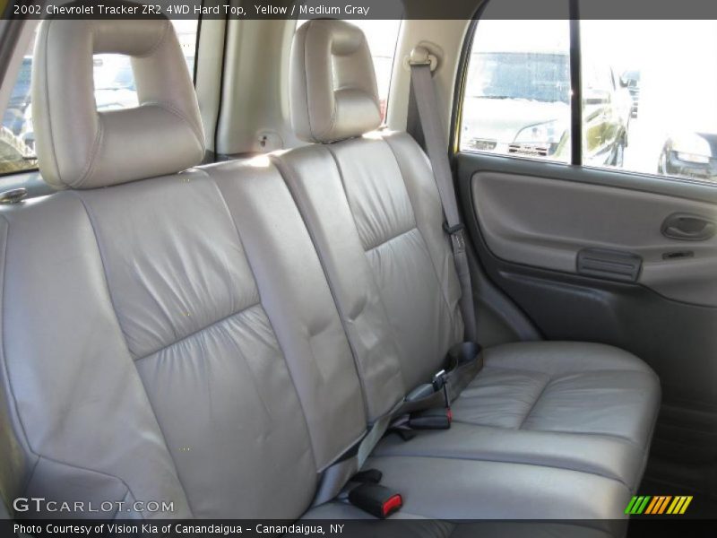  2002 Tracker ZR2 4WD Hard Top Medium Gray Interior