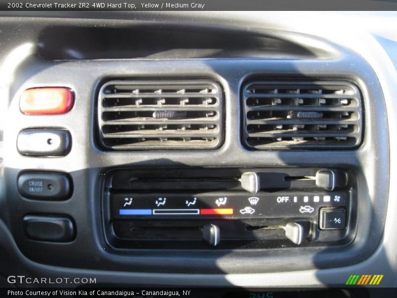 Controls of 2002 Tracker ZR2 4WD Hard Top