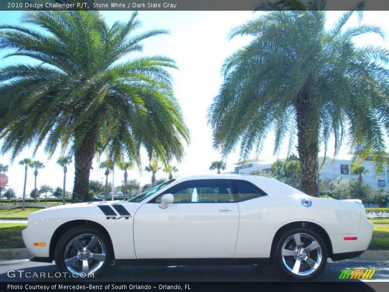 Stone White / Dark Slate Gray 2010 Dodge Challenger R/T