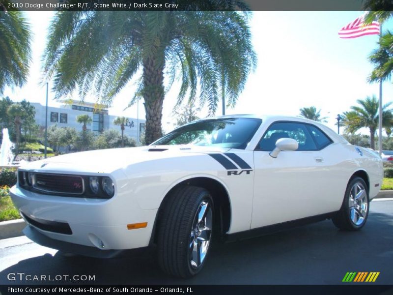 Stone White / Dark Slate Gray 2010 Dodge Challenger R/T