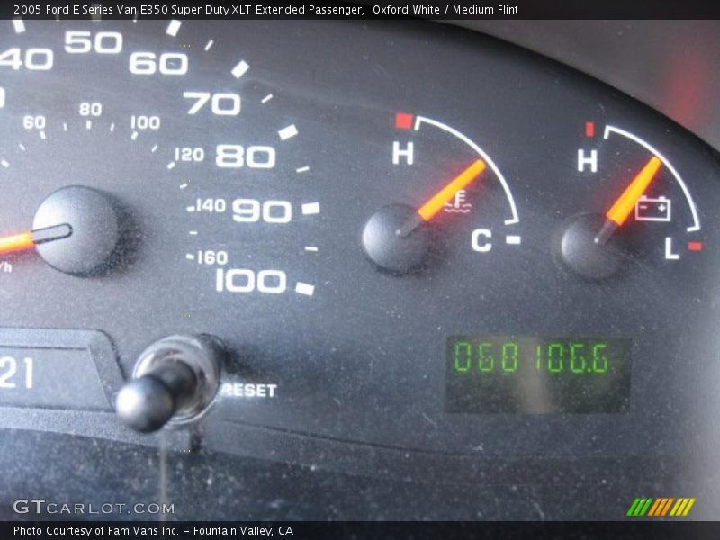 Oxford White / Medium Flint 2005 Ford E Series Van E350 Super Duty XLT Extended Passenger