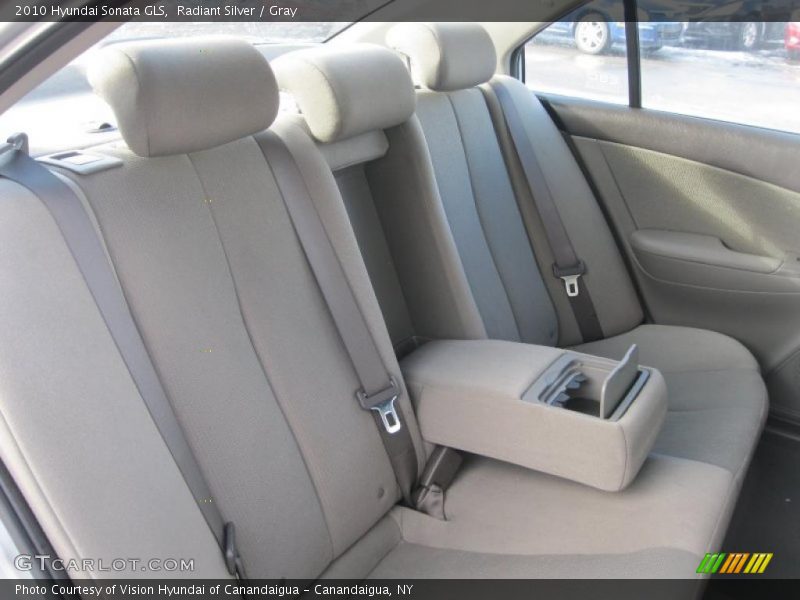 Radiant Silver / Gray 2010 Hyundai Sonata GLS
