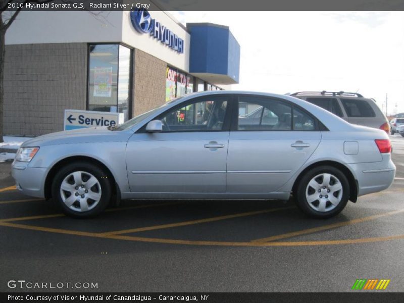 Radiant Silver / Gray 2010 Hyundai Sonata GLS