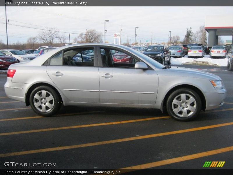 Radiant Silver / Gray 2010 Hyundai Sonata GLS