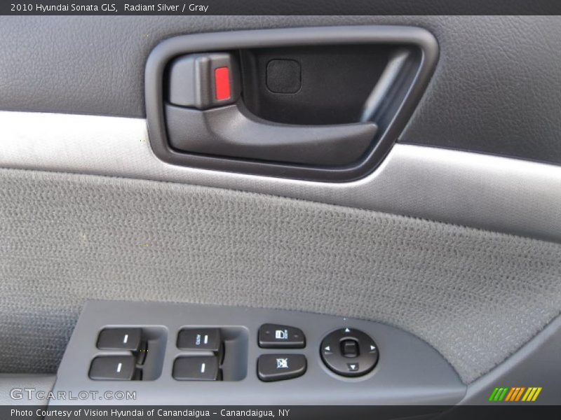 Radiant Silver / Gray 2010 Hyundai Sonata GLS