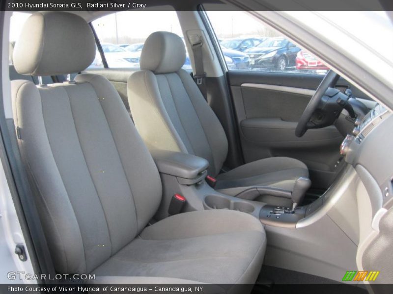 Radiant Silver / Gray 2010 Hyundai Sonata GLS