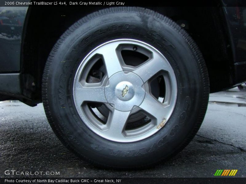 Dark Gray Metallic / Light Gray 2006 Chevrolet TrailBlazer LS 4x4