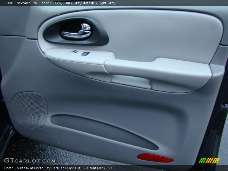Dark Gray Metallic / Light Gray 2006 Chevrolet TrailBlazer LS 4x4