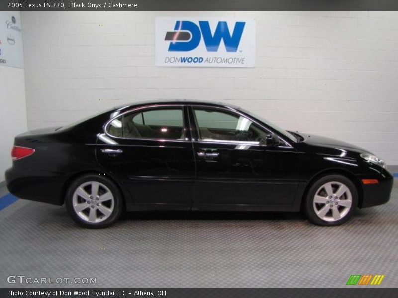 Black Onyx / Cashmere 2005 Lexus ES 330