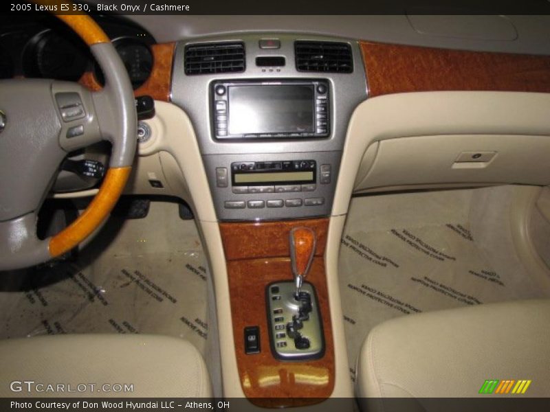 Black Onyx / Cashmere 2005 Lexus ES 330