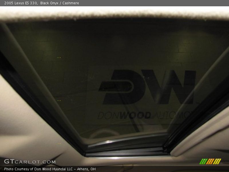 Black Onyx / Cashmere 2005 Lexus ES 330