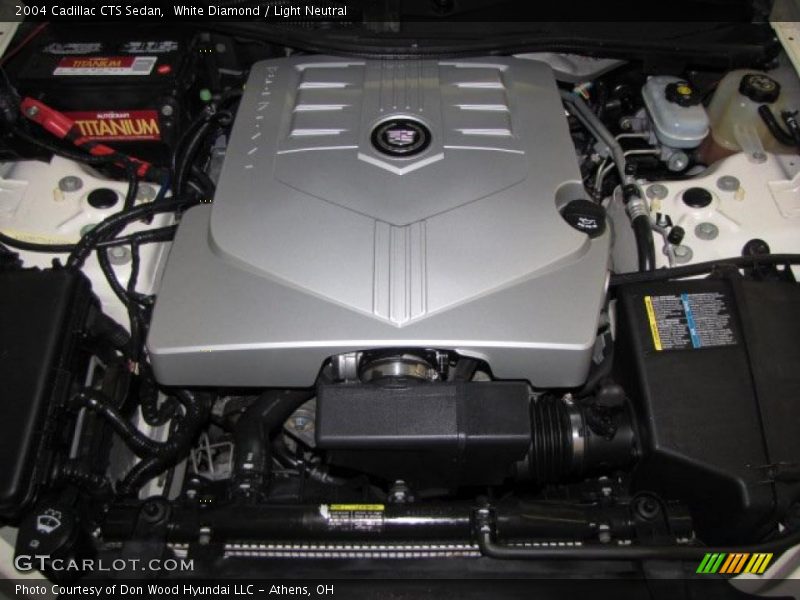 White Diamond / Light Neutral 2004 Cadillac CTS Sedan