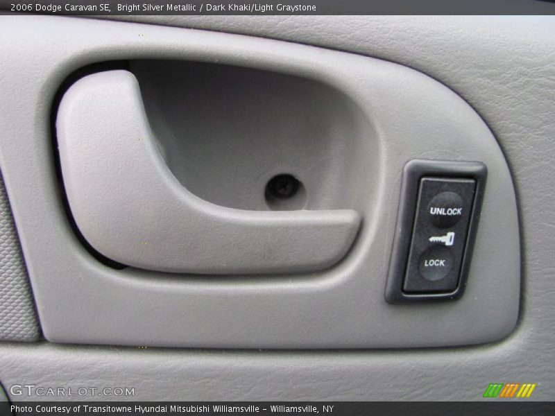 Bright Silver Metallic / Dark Khaki/Light Graystone 2006 Dodge Caravan SE