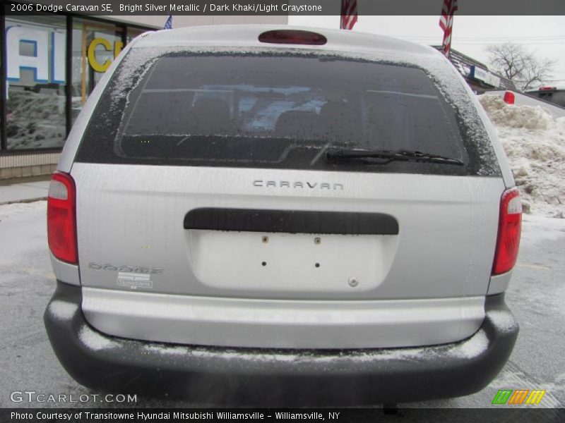 Bright Silver Metallic / Dark Khaki/Light Graystone 2006 Dodge Caravan SE