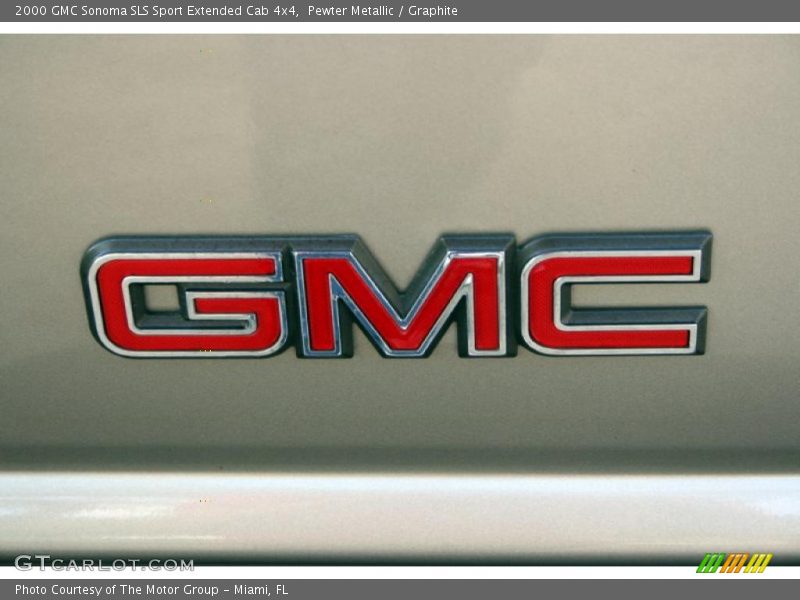  2000 Sonoma SLS Sport Extended Cab 4x4 Logo