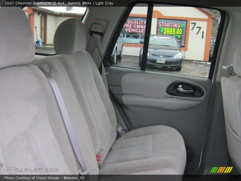 Summit White / Light Gray 2007 Chevrolet TrailBlazer LS 4x4