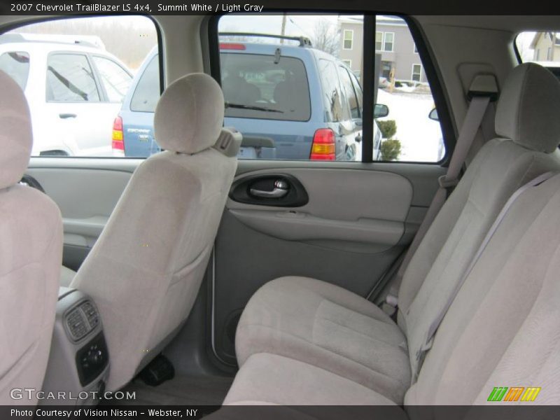 Summit White / Light Gray 2007 Chevrolet TrailBlazer LS 4x4