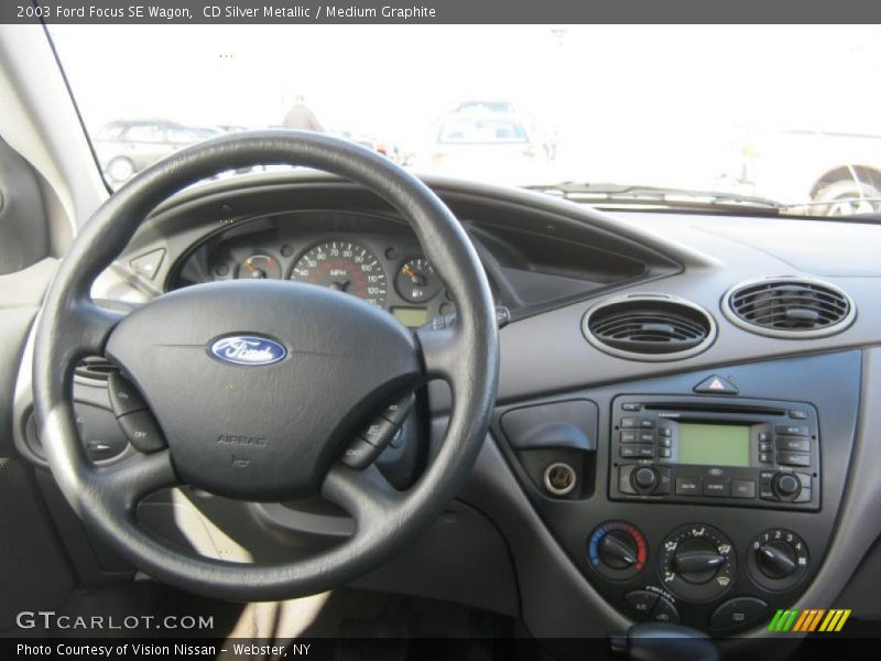 CD Silver Metallic / Medium Graphite 2003 Ford Focus SE Wagon