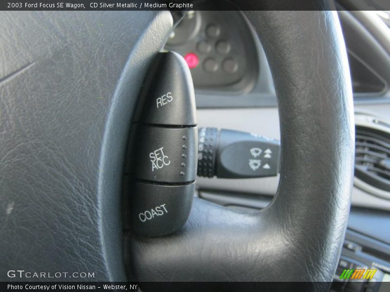 CD Silver Metallic / Medium Graphite 2003 Ford Focus SE Wagon