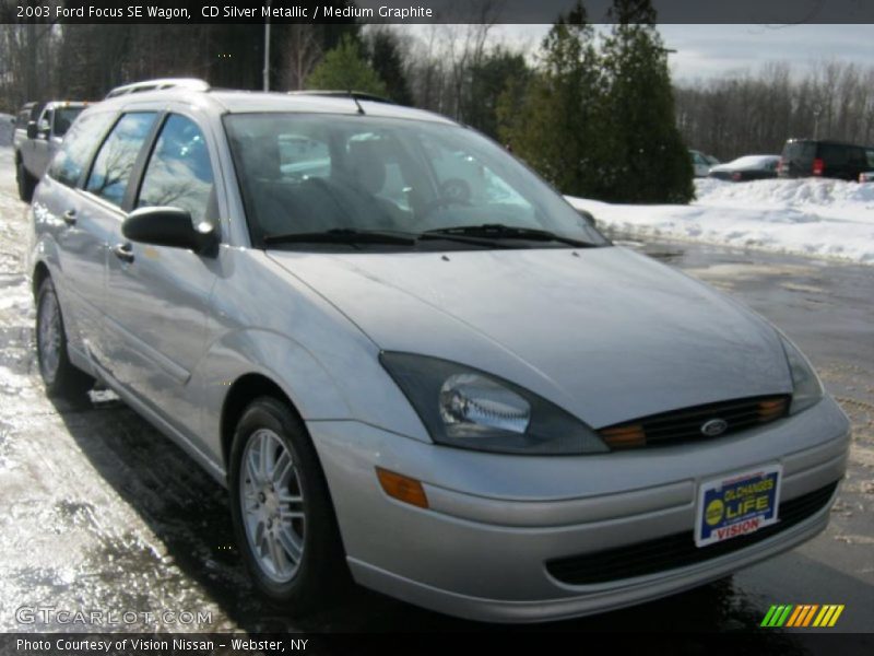 CD Silver Metallic / Medium Graphite 2003 Ford Focus SE Wagon