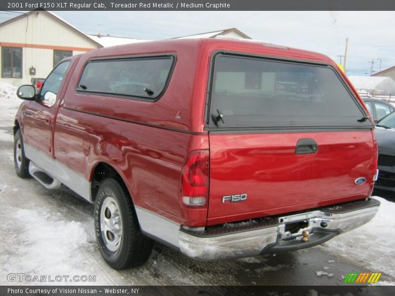 Toreador Red Metallic / Medium Graphite 2001 Ford F150 XLT Regular Cab