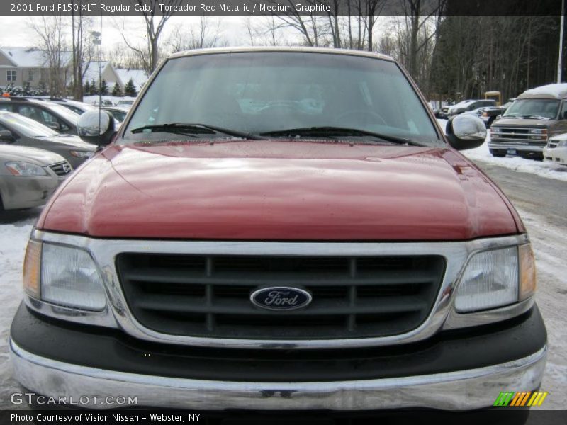 Toreador Red Metallic / Medium Graphite 2001 Ford F150 XLT Regular Cab