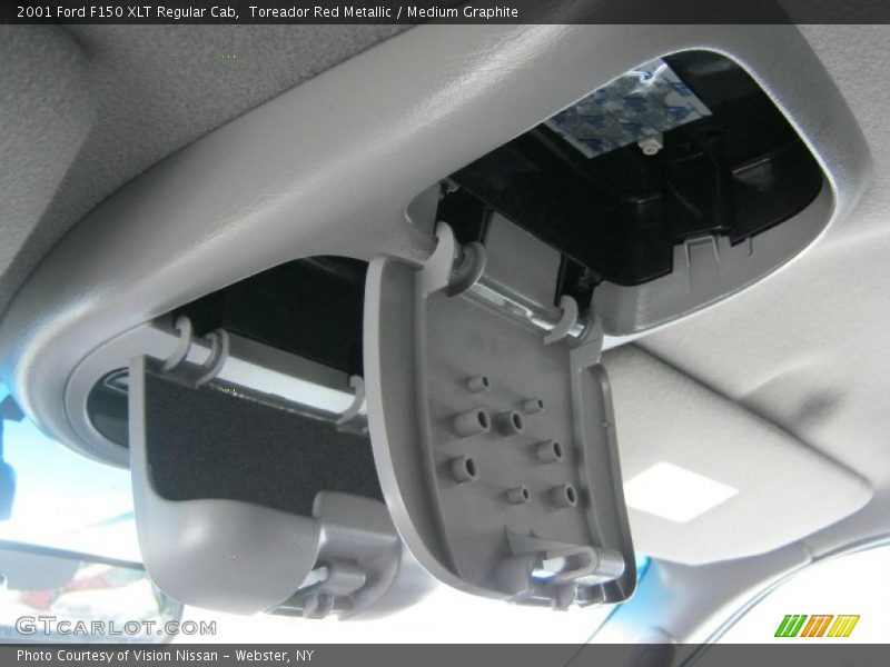 Toreador Red Metallic / Medium Graphite 2001 Ford F150 XLT Regular Cab