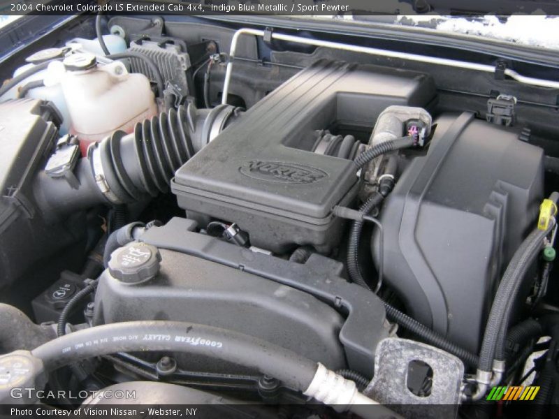  2004 Colorado LS Extended Cab 4x4 Engine - 3.5 Liter DOHC 20-Valve Vortec 5 Cylinder