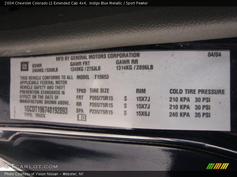 Indigo Blue Metallic / Sport Pewter 2004 Chevrolet Colorado LS Extended Cab 4x4