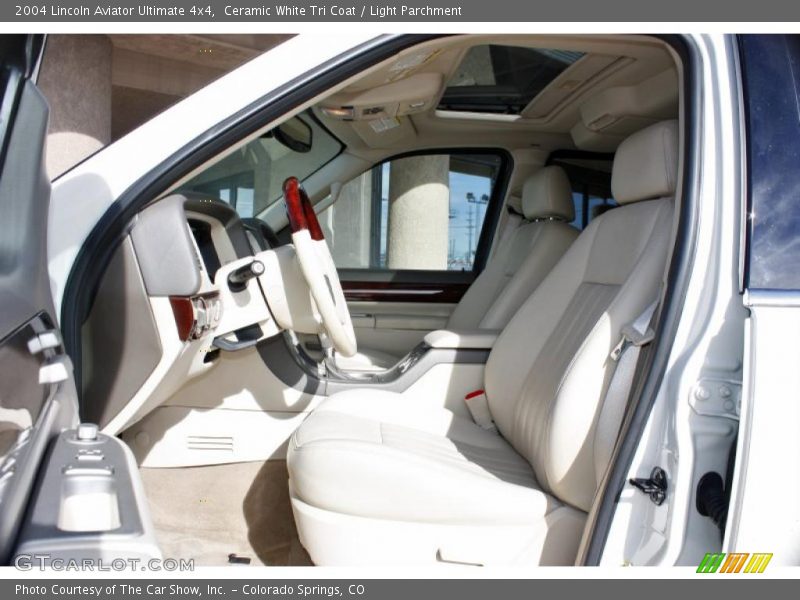Ceramic White Tri Coat / Light Parchment 2004 Lincoln Aviator Ultimate 4x4
