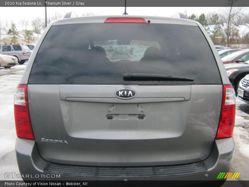 Titanium Silver / Gray 2010 Kia Sedona LX