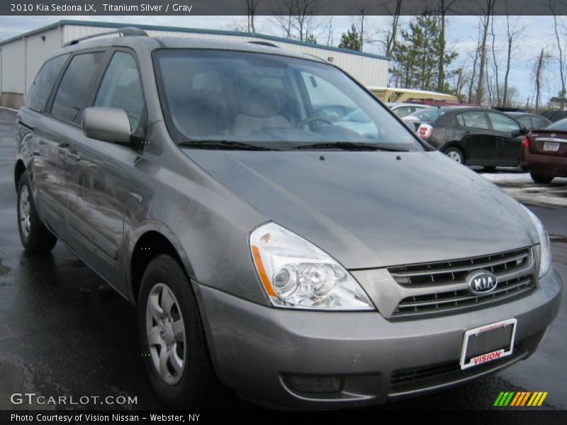 Titanium Silver / Gray 2010 Kia Sedona LX