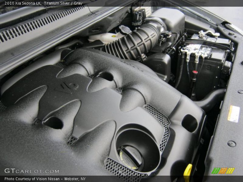 Titanium Silver / Gray 2010 Kia Sedona LX