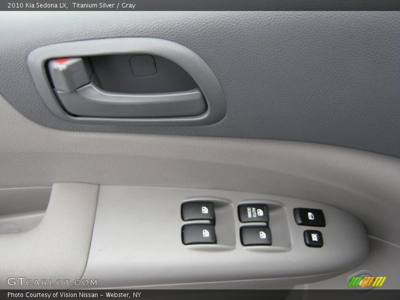 Titanium Silver / Gray 2010 Kia Sedona LX