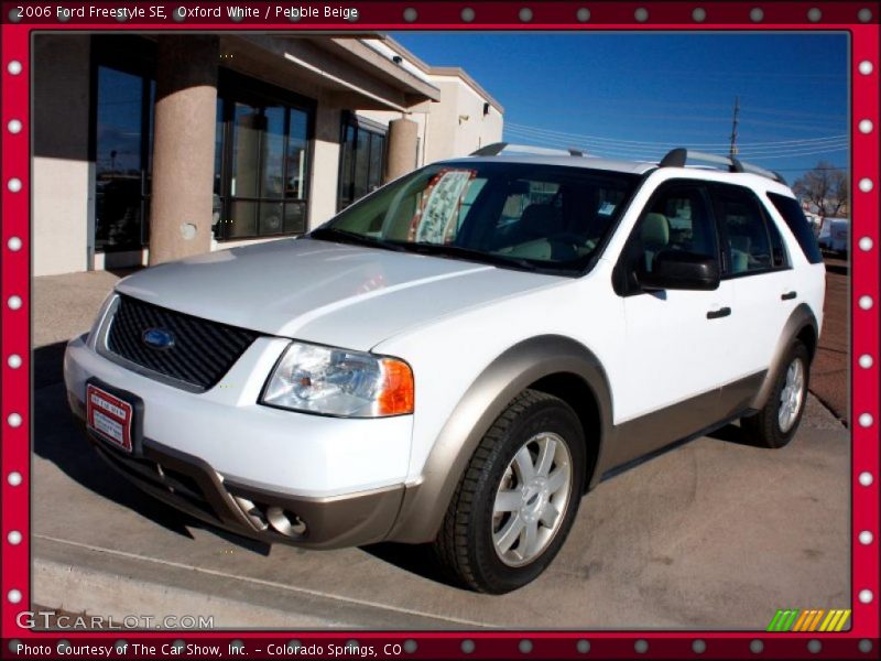 Oxford White / Pebble Beige 2006 Ford Freestyle SE